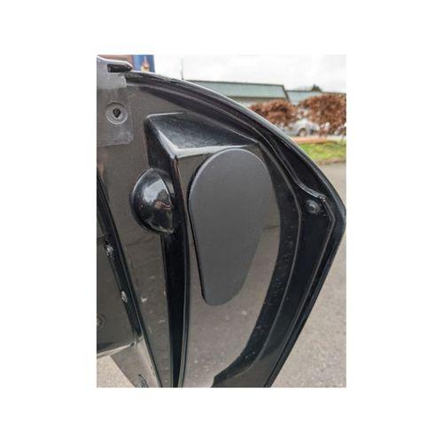 Vauxhall VX220 Opel Speedster Kapı Kilidi Kapağı Boş GM 9198184 (Bu ürün Sadece Plastik parçadır - Almadan Önce Soru Sorabilirsiniz)