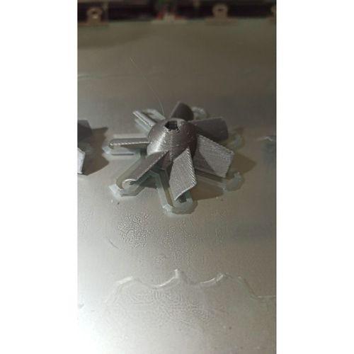 Tamamen 3D baskılı kanallı fan.