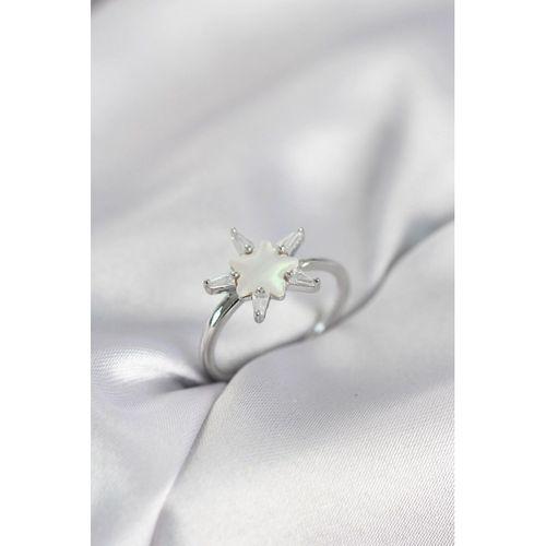 Gümüş Renk Yıldız Model Sedefli Zirkon Taşlı Kadın Yüzük