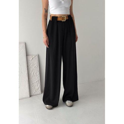 Kadın Pileli Kemerli Pantolon