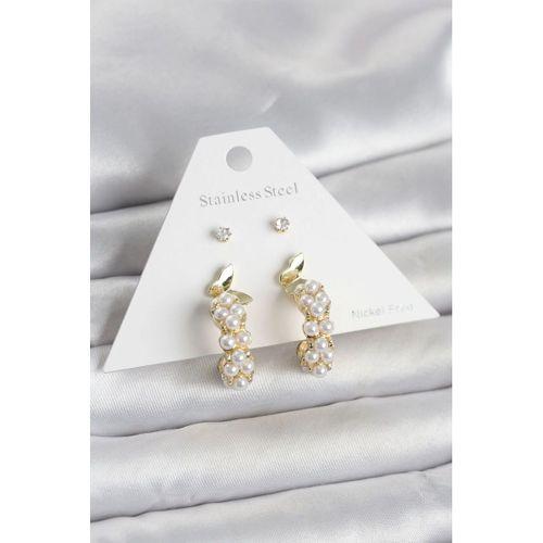 Pirinç Gold Renk Kelebek Detaylı Kadın Küpe Seti