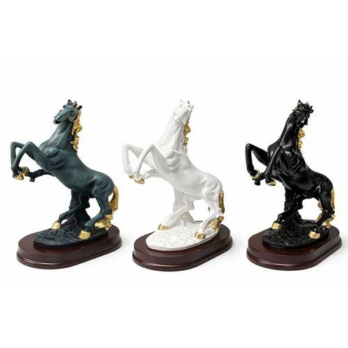 Polyester Şahlanmış At Figürü