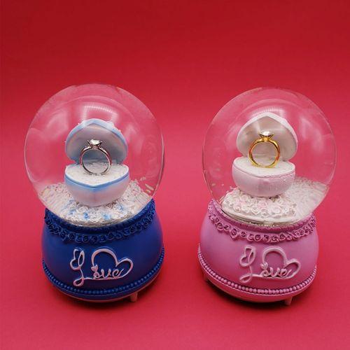 Büyük Boy Pilli Kar Küresi