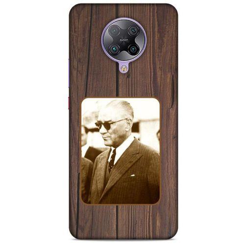Xiaomi Poco F2 Pro Kılıf Atatürk (28) Arka Kapak Kahve Tahta