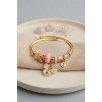 Pembe Kelebek Model Gold Renk Charmlı Bileklik