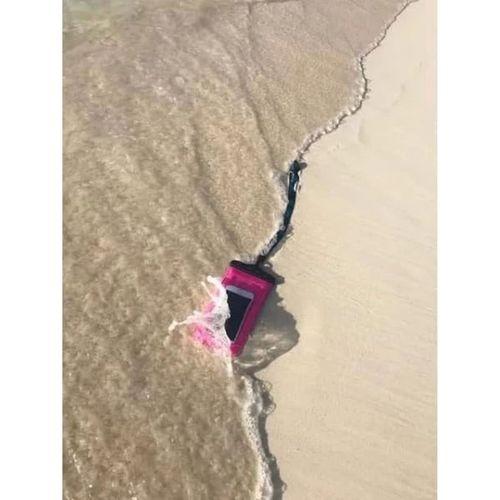 Batmaz Su Geçirmez Telefon Kılıfı