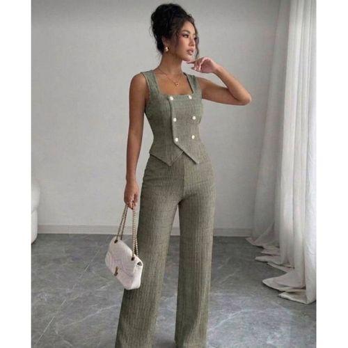 Kadın Düğmeli Bürümcük Kumaş Takım