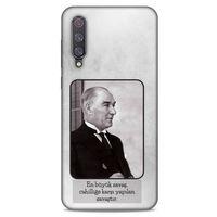 Xiaomi Mi 9 Kılıf Atatürk (1) Kılıfı Açık Gri