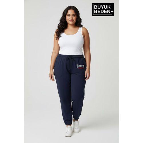 Kadın Büyük Beden BROOKLYN 1970 Baskılı Paça Lastikli Rahat Kesim Jogger İnce Eşofman Altı SPR26BEAK951-3