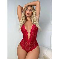 Metal Kalp Aksesuarlı Fantezi Dantelli Kırmızı Body