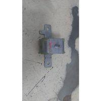 Orjinal Egzoz Takozu Trafıc Iı 8200803310