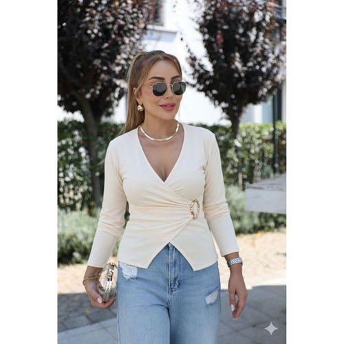 Kadın Uzun Kollu Kruvaze Yakalı Toka Detaylı Viskon Bluz