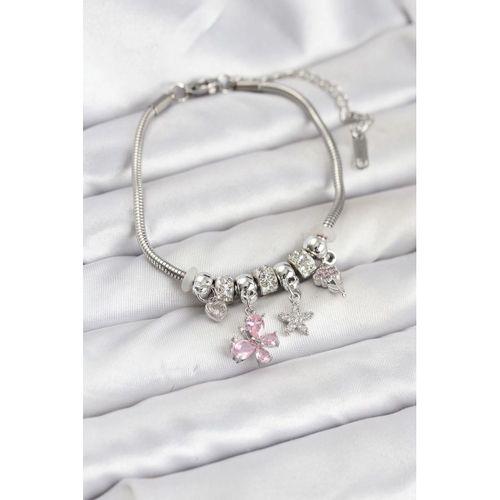 Pirinç Gümüş Renk Pembe Kelebek Charmlı Kadın Bileklik