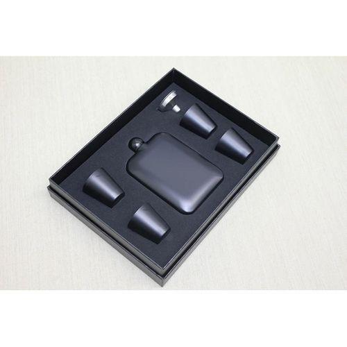 4 Shot Bardaklı Matara Seti