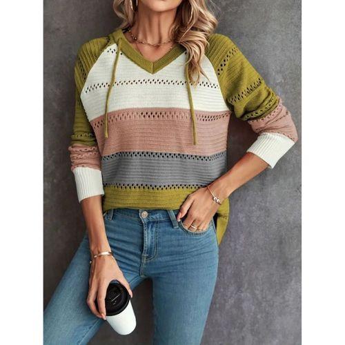 Kadın Uzun Kollu V Yakalı Bağcıklı Kapşonlu Triko Bluz