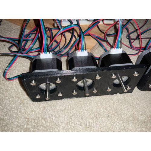 Nema17 Üç Motor Montajı (Bu ürün Sadece Plastik parçadır - Almadan Önce Soru Sorabilirsiniz)