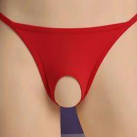 Kırmızı Özel Bölgesi Açık Kadın String