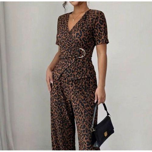 Kadın Toka Detaylı Kruvaze Takım