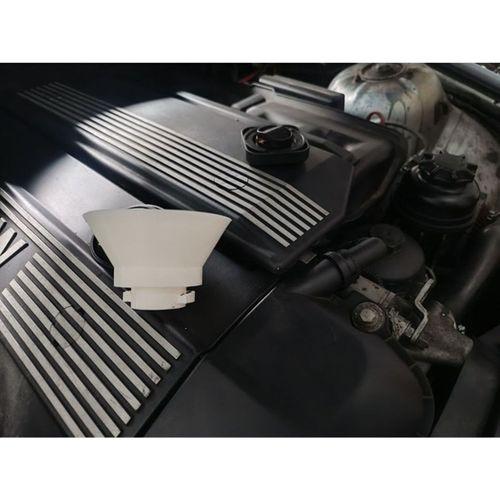 BMW M54 M52 M50 Motorları İçin Yağ Dolum Hunisi (Bu ürün Sadece Plastik parçadır - Almadan Önce Soru Sorabilirsiniz)