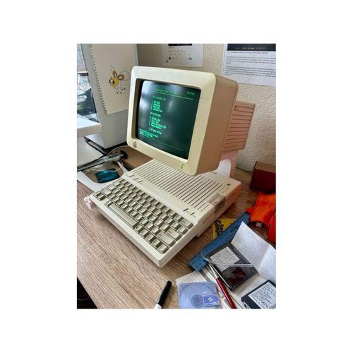 Apple IIc Monitör Standı 3D Baskı (Bu ürün Sadece Plastik parçadır - Almadan Önce Soru Sorabilirsiniz)