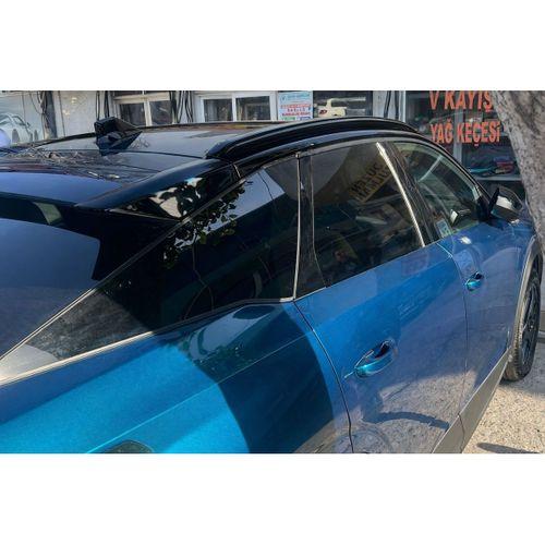 Peugeot 3008 2017 Sonrası Tavan Çıtası Parlak Siyah