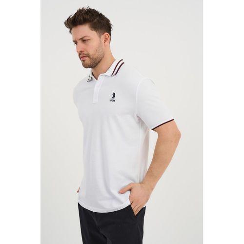 Polo Yaka Düğme Detaylı T-shirt
