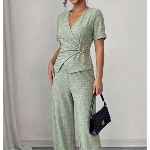 Kadın Toka Detaylı Kruvaze Takım