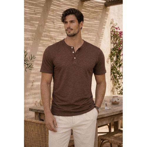 Edgar Regular Fit 3 Düğmeli Pat Flamlı Suprem Kumaş Pis Yaka Erkek T-Shirt - Kahve