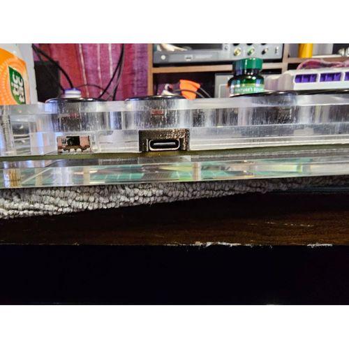 Mpress V1 Dövüş Kılıfı (Hitbox) USB Fiş Brace – 6911702