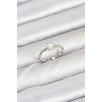 Pirinç Gümüş Renk Kalpli Model Kadın Yüzük