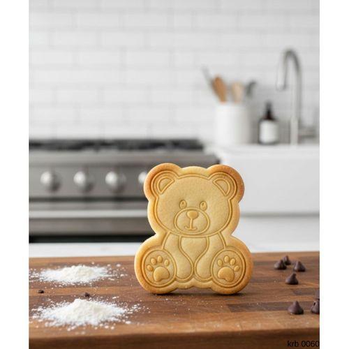 Sevimli Yavru Ayı Figürlü Kurabiye Kalıbı ve Hamur Kesici – Şeker Hamuru ve Oyun Hamuru İçin İki Parça Kalıp