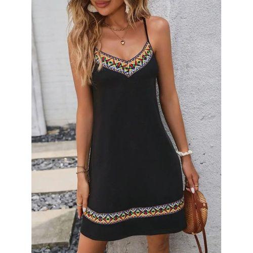 Kadın Ip Askılı V Yakalı Etnik Desenli Detaylı Elbise