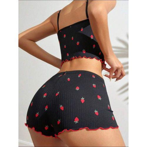 Siyah Üstüne Kırmızı Çilek Desenli Askılı Şortlu Pijama Takımı