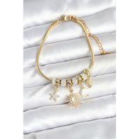 Pirinç Gold Renk Ay ve Güneş Charmlı Kadın Bileklik