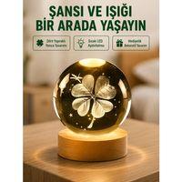 Yonca Figürlü Cam Küre Usb Işıklı Ahşap Tabanlı Dekoratif Masa Lambası