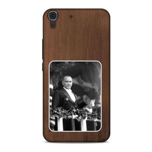 Huawei Honor 8a Kılıf Atatürk (35) Fit Design Kılıf Kahverengi Duvar