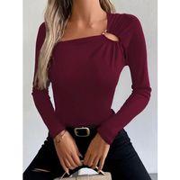 Kadın Uzun Kollu Yakadan Halka Detaylı Viskon Bluz