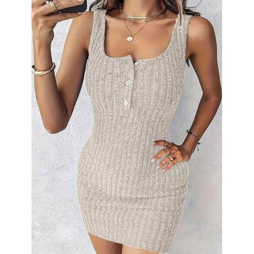 Kadın Askılı Yuvarlak Yakalı önü Düğmeli şardonlu Kaşkorse Mini Elbise Ve Kısa Ceket