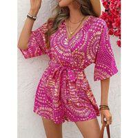 Kadın Kısa Kollu Kruvaze Yakalı Belden Kuşaklı Desenli Kısa Süprem Tulum