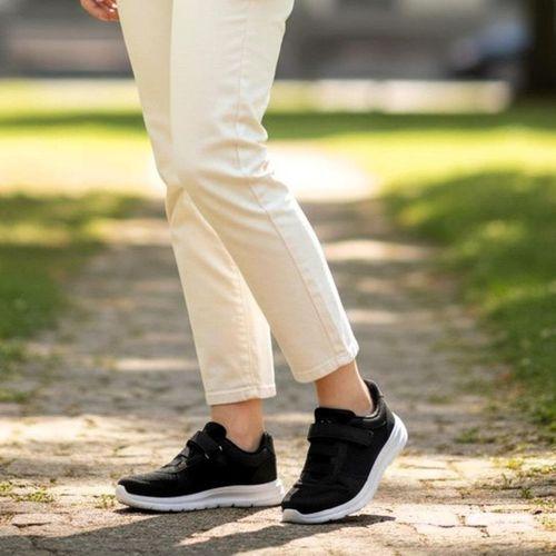 Black Sea 616 Siyah Cırtlı Lastikli Fuspetli Bayan Spor Ayakkabı