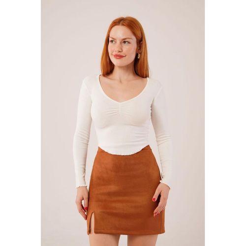 Geniş Yaka Beyaz Basic Body Bluz