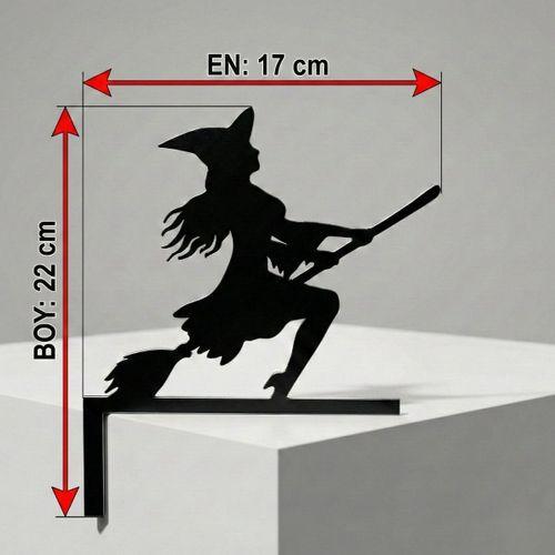 Cadı Figürlü Kapı Köşe Dekoru