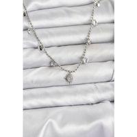 Zirkon Taşlı Kutup Yıldızı Model Pirinç Gümüş Renk Kadın Kolye