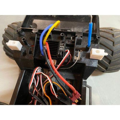 Tamiya Lunch Box Gövde Montaj Direği (Bu ürün Sadece Plastik parçadır - Almadan Önce Soru Sorabilirsiniz)