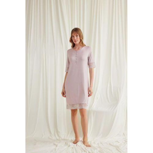 Dantel Detaylı Kısa Kollu Ve Önü Düğmeli Gecelik