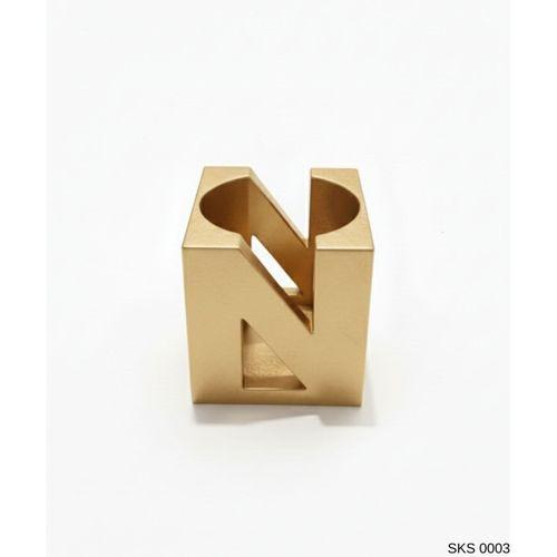 Gold Harf Şeklinde Mini Dekoratif Saksı Kişiye Özel Baş Harf Tasarım Masaüstü Ofis Dekoru