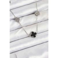 316L Çelik Zincir Gümüş Renk Siyah ve Zirkon Taşlı Yonca Kadın Kolye