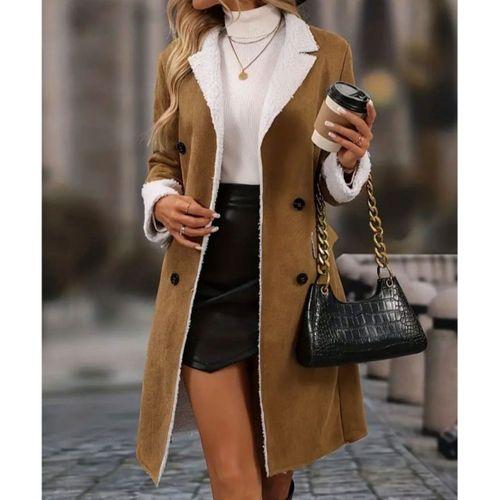 Kadın Uzun Kollu Yakalı Düğmeli Süet Mini Manto