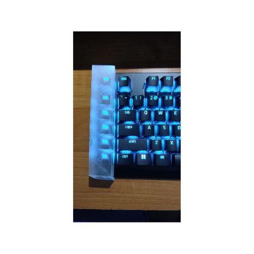 - Razer BlackWidow V4 X Klavye için Kısmi Kapatma (Bu ürün Sadece Plastik parçadır - Almadan Önce Soru Sorabilirsiniz)