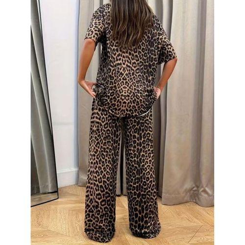 Kadın Kısa Kollu Bisiklet Yaka Iki Iplik Leopar Desenli Bluz Ve Pantolon Ikili Takım